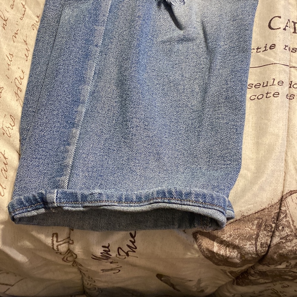 Jeans - Picture 3 of 3